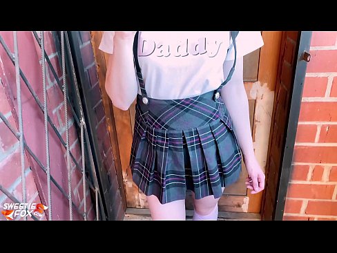 ❤️ Schoolgirl ດູດ dick ຂອງນາງເລິກແລະ fucks ແທນທີ່ຈະຫ້ອງຮຽນ. ❤  ເພດ ທີ່ lo.tuberxxx.ru ❌
